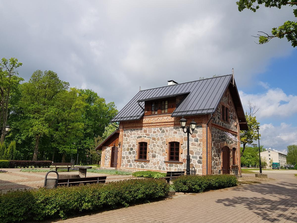 Vecgulbenes Muiza Hotel Exterior photo